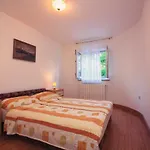 Apartments Lara Pula