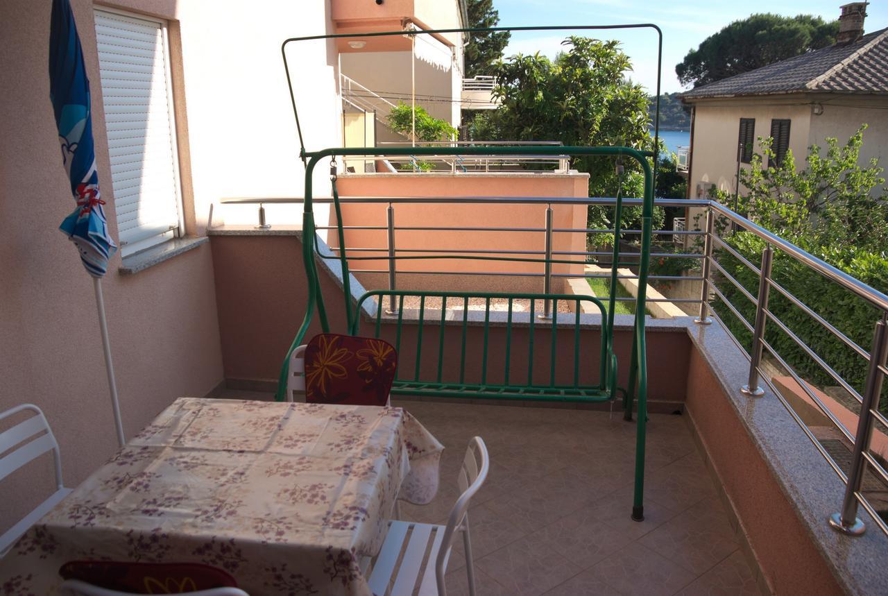 Lara Apartmán